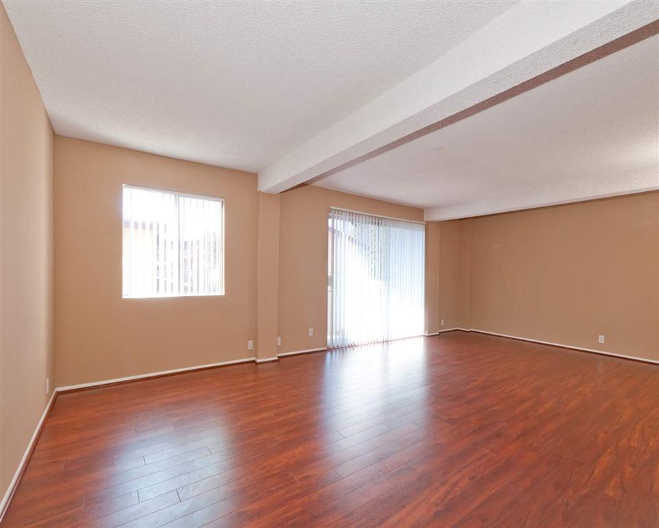 Photo Gallery of Vista Apartments in Mar Vista, CA